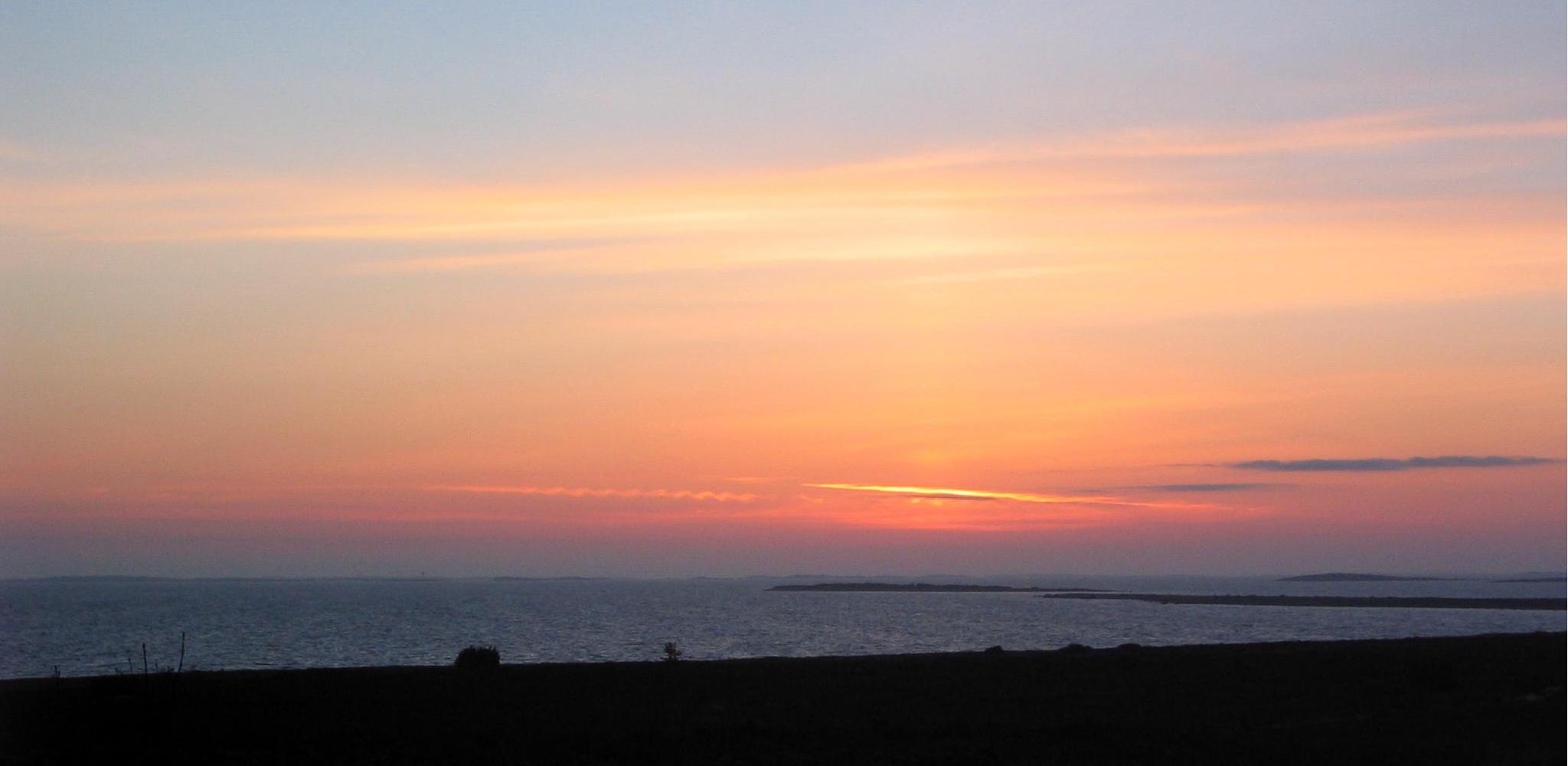 ennen auringonnousua